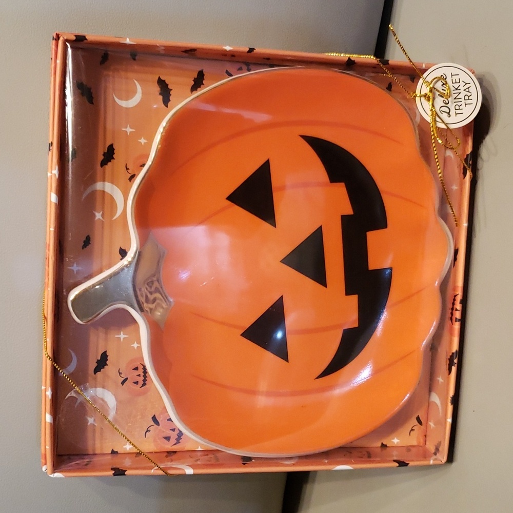 Pumpkin Jack-o-lantern trinket Tray NWT
